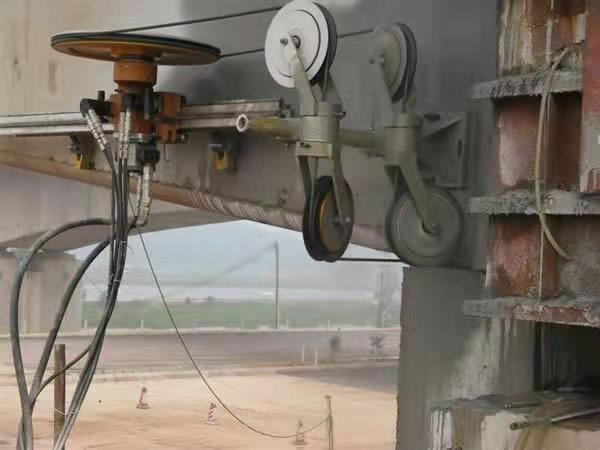 西安绳锯切割2.jpg 西安绳锯切割2.jpg